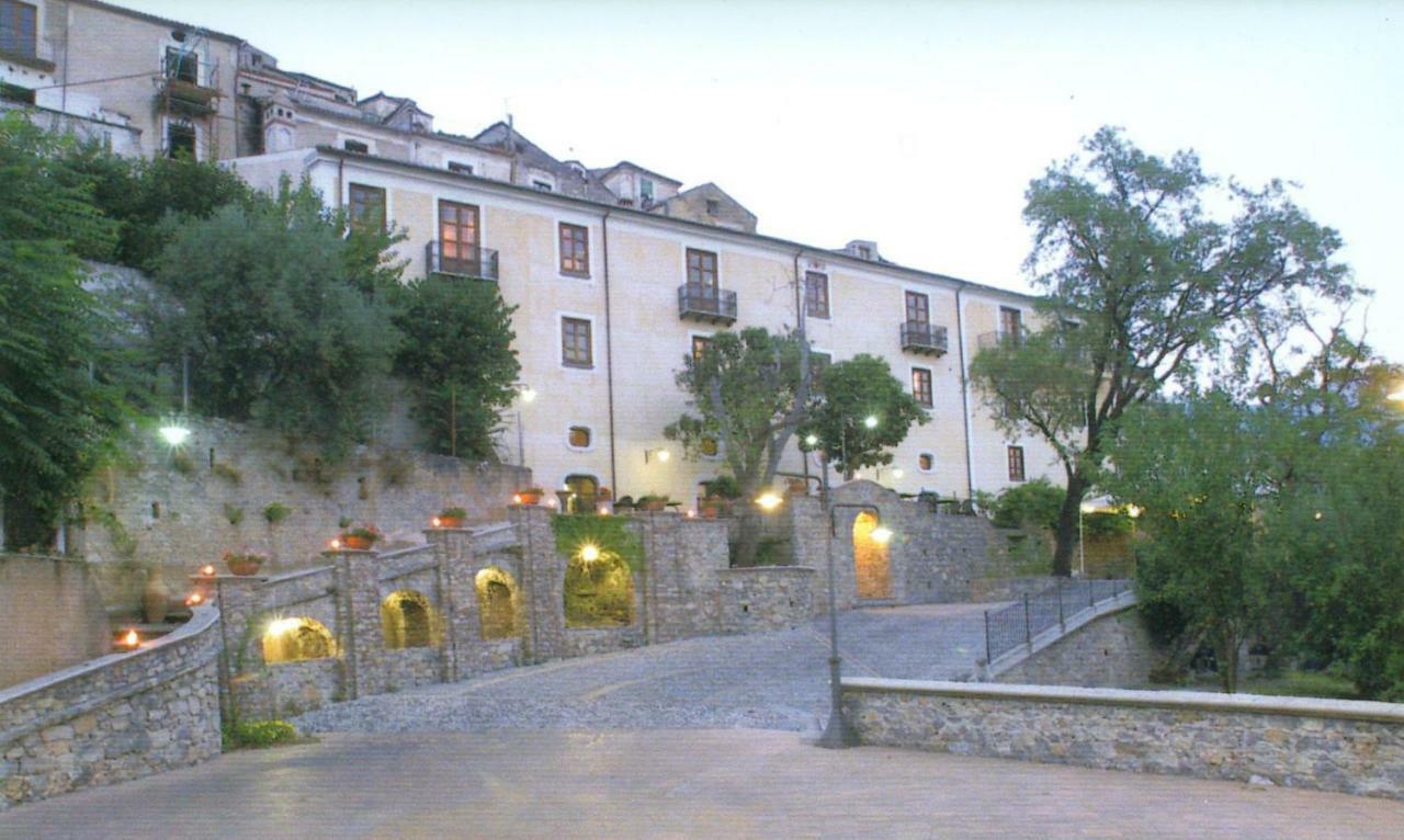 Villa San Domenico 모라노 칼라브로 외부 사진